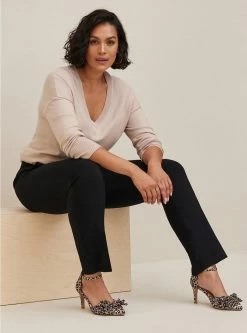 TORRID Trouser Straight Deluxe Stretch Mid-Rise Pant