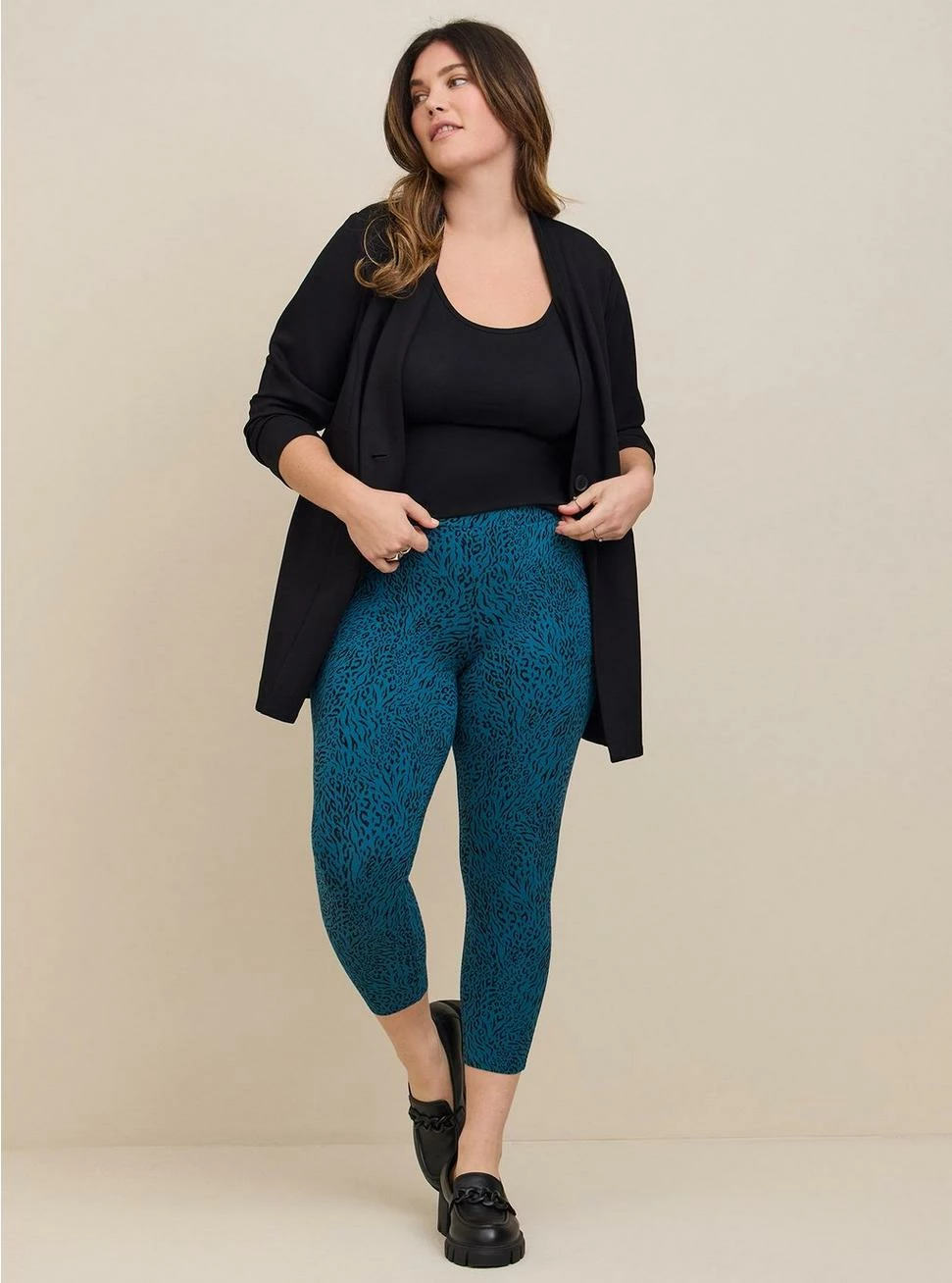 TORRID Crop Signature Waist Pocket Premium Legging