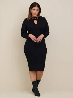TORRID At The Knee Sweater Gromet Dress