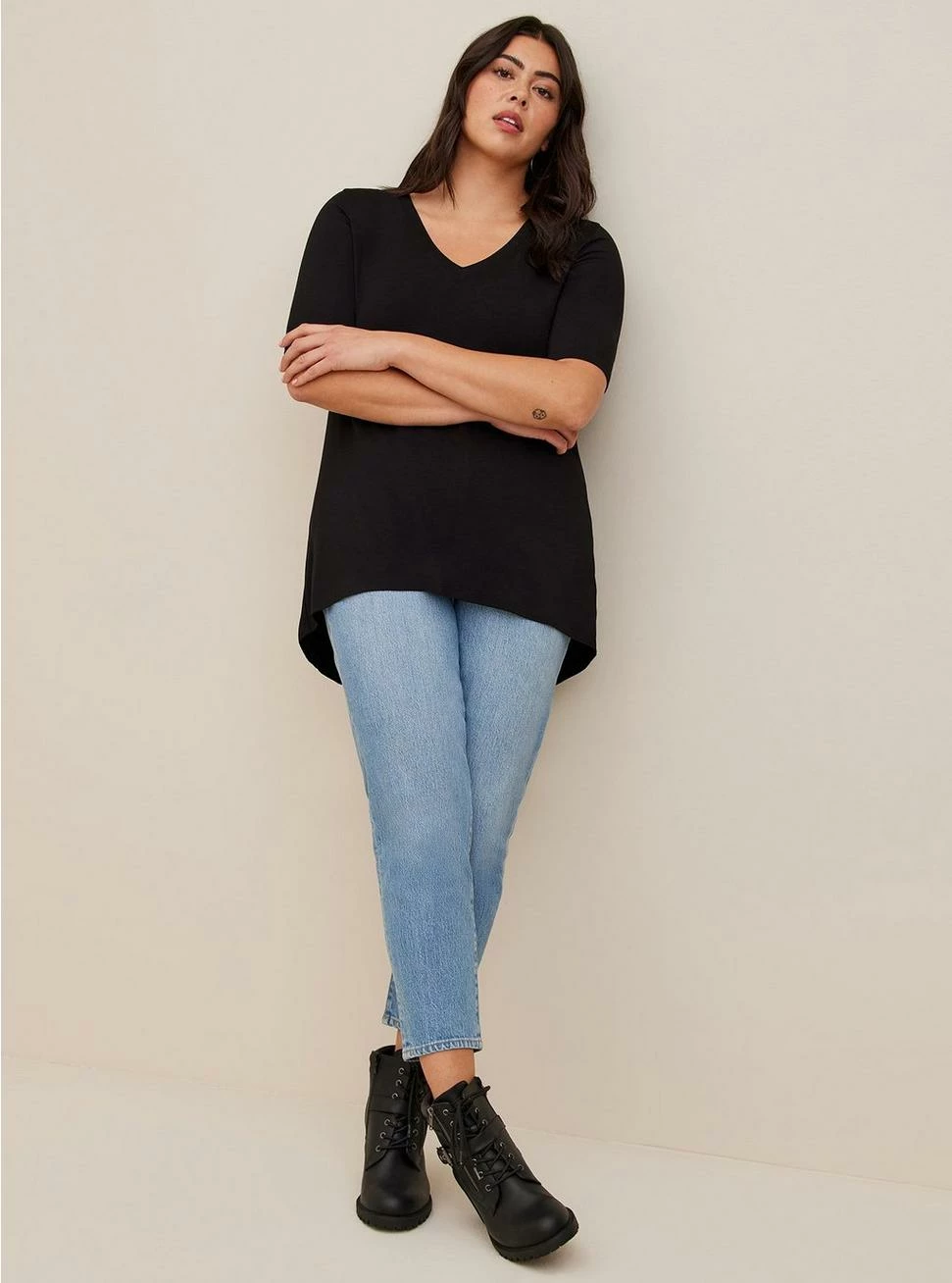 TORRID Favorite Tunic Super Soft V-Neck Hi-Low Tee - Image 2