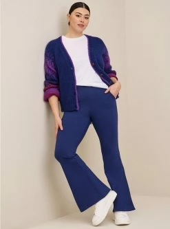 TORRID Full Length Signature Waist Flare Pocket Legging