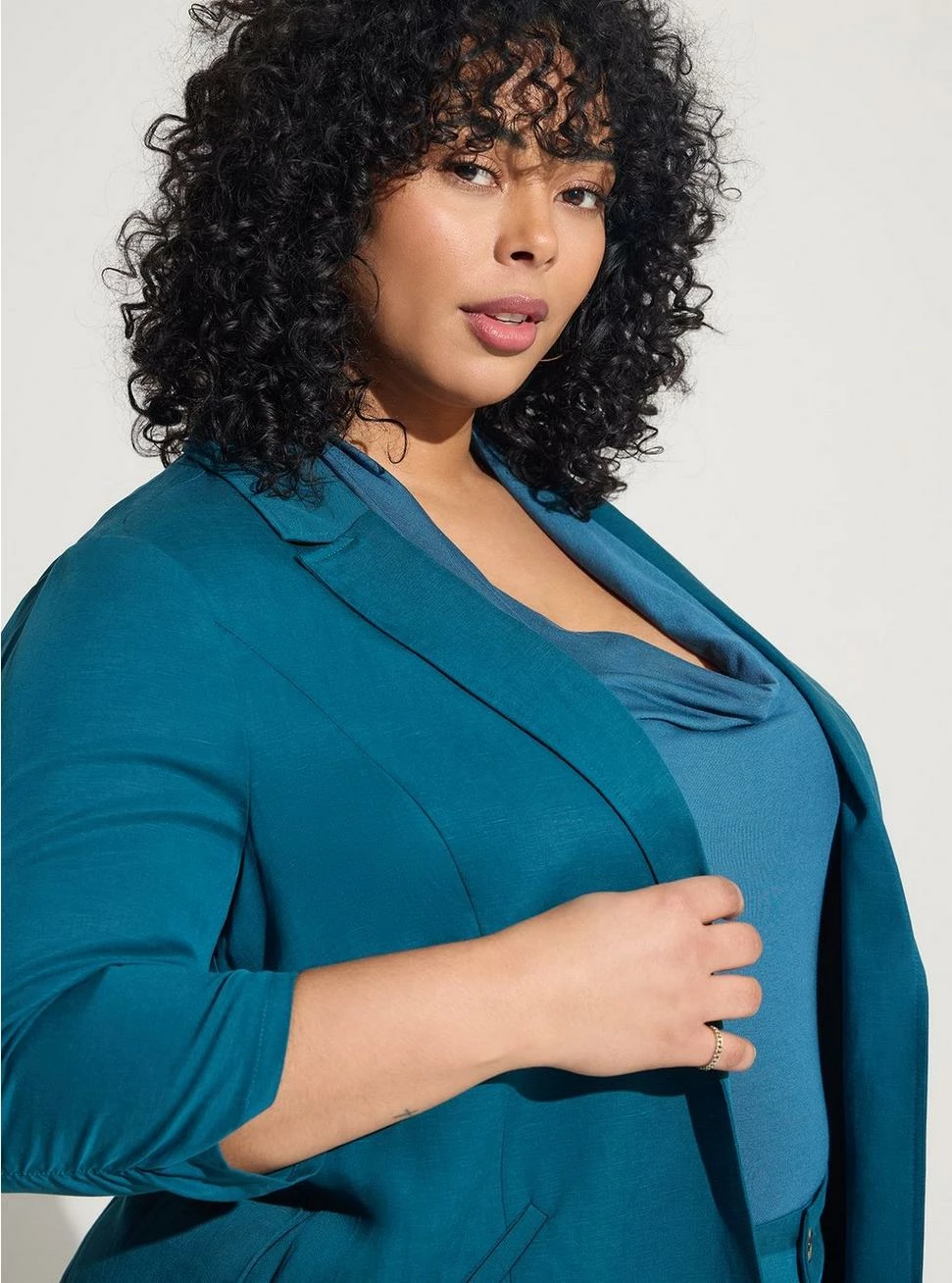 TORRID Studio Linen Blazer - Image 3