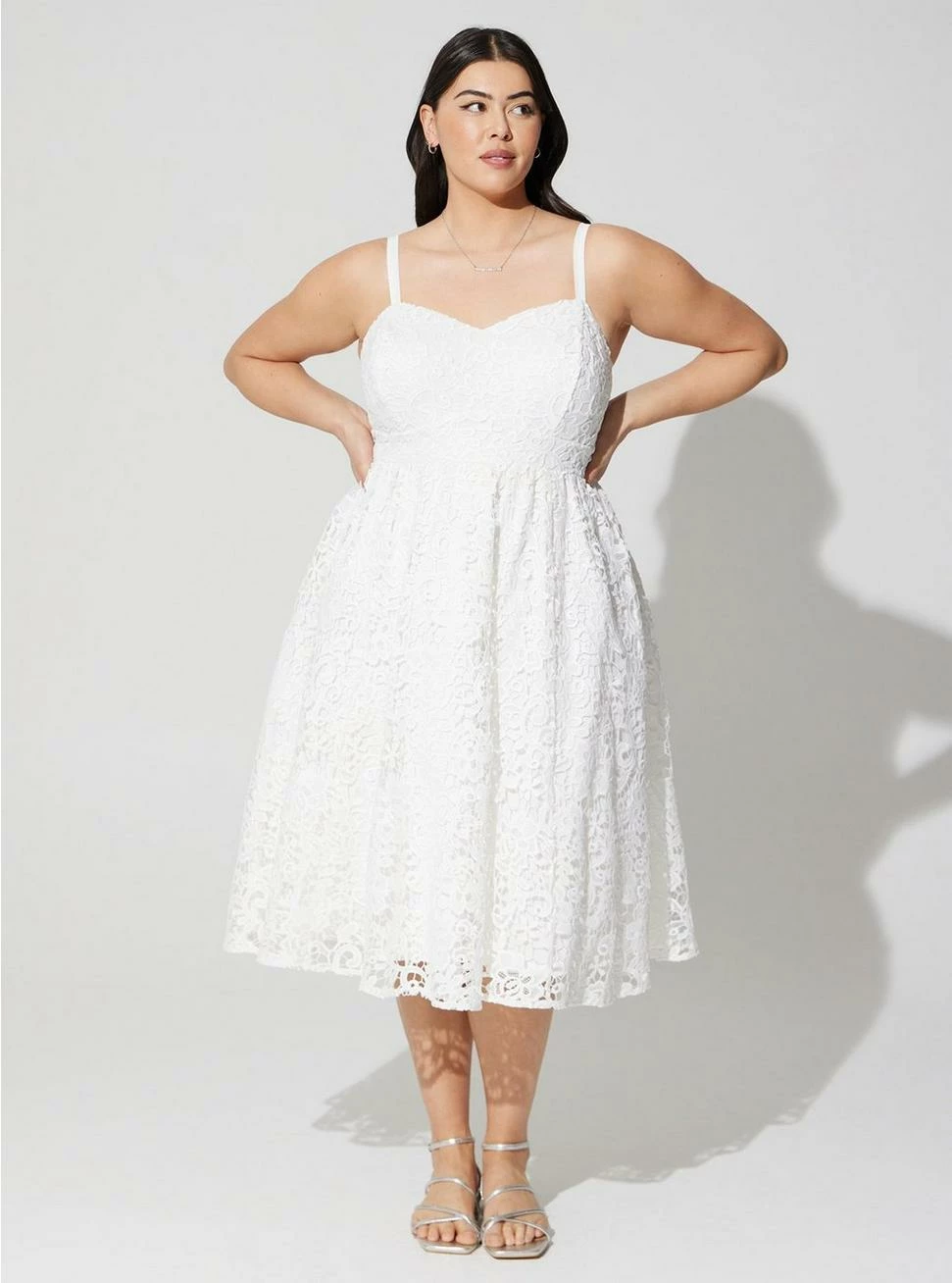 TORRID Midi Crochet Lace Sweetheart Dress - Image 3