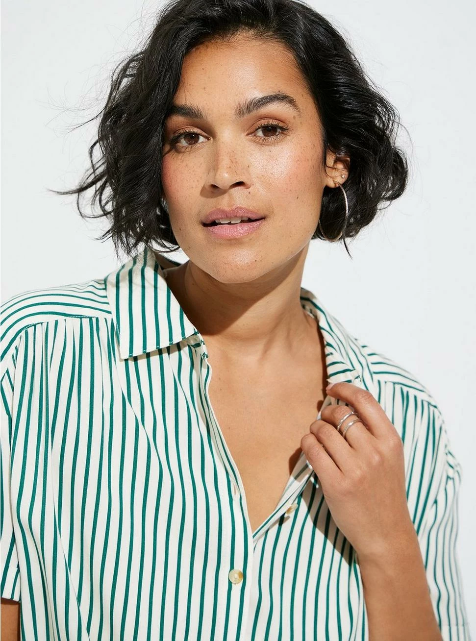 TORRID Challis Short Sleeve Button Up Shirt - Image 4